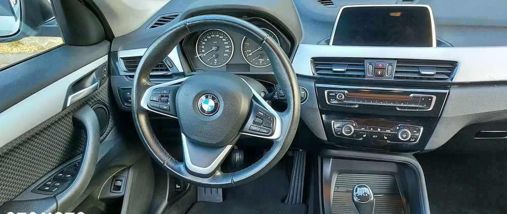 BMW X1 cena 87900 przebieg: 73120, rok produkcji 2018 z Wolsztyn małe 211